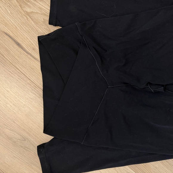 Aerie cross over leggings - Picture 2 of 3